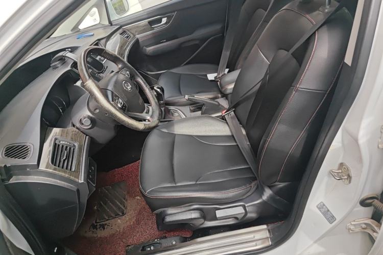 Used Great Wall C50 2014 Upgraded Model 1.5T Manual Comfort Version Left Front Seat