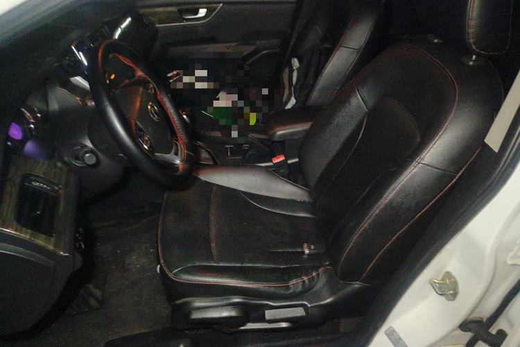 Used Great Wall C50 2014 Upgraded Model 1.5T Manual Fashion Edition Left Front Seat
