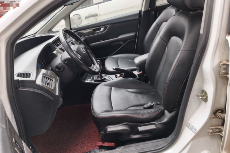 Used Great Wall C50 2014 Upgraded Model 1.5T Manual Fashion Edition Left Front Seat