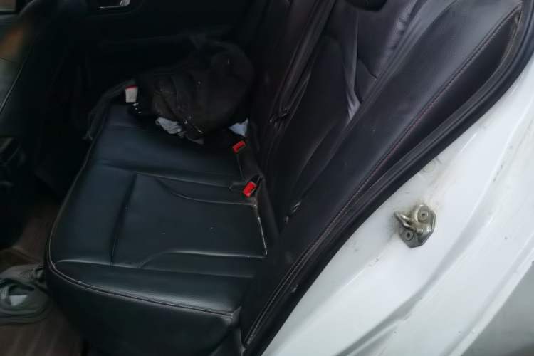 Used Great Wall C50 2014 Upgraded Model 1.5T Manual Comfort Version Left Rear Seat