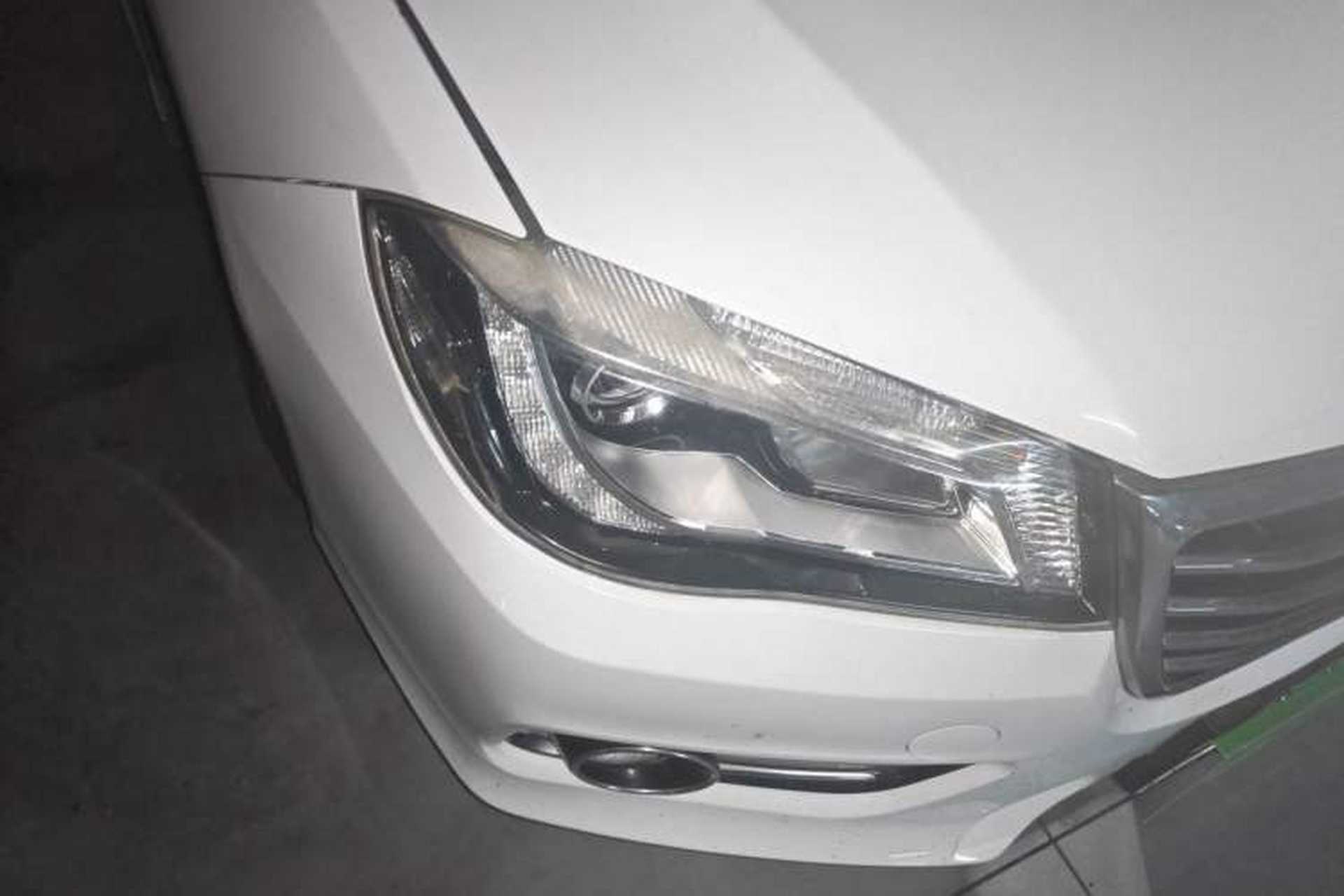 Used Great Wall C50 2014 Upgraded Model 1.5T Manual Fashion Edition Right Front Headlight