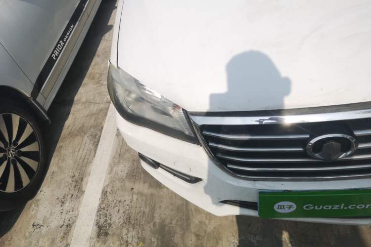 Used Great Wall C50 2014 Upgraded Model 1.5T Manual Comfort Version Right Front Headlight