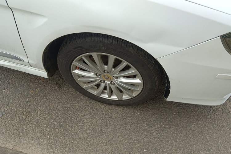 Used Great Wall C50 2014 Upgraded Model 1.5T Manual Fashion Edition Right Front Wheel Hub