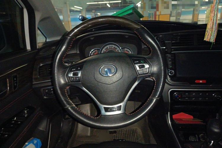 Used Great Wall C50 2014 Upgraded Model 1.5T Manual Fashion Edition Steering Wheel