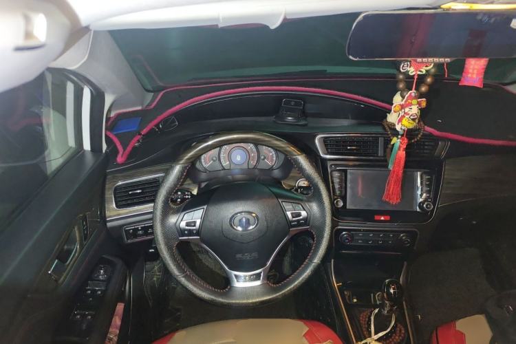 Used Great Wall C50 2014 Upgraded Model 1.5T Manual Fashion Edition Steering Wheel