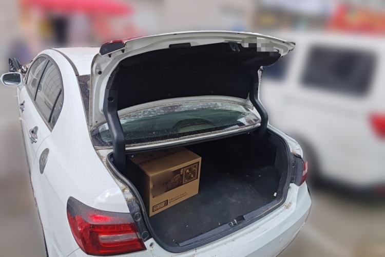 Used Great Wall C50 2014 Upgraded Model 1.5T Manual Comfort Version Trunk