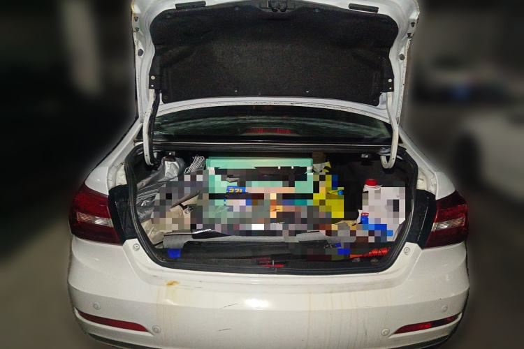 Used Great Wall C50 2014 Upgraded Model 1.5T Manual Fashion Edition Trunk