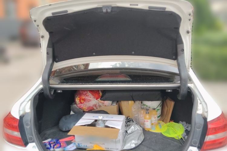 Used Great Wall C50 2014 Upgraded Model 1.5T Manual Fashion Edition Trunk