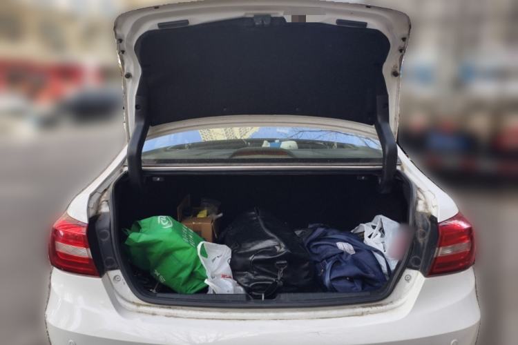 Used Great Wall C50 2014 Upgraded Model 1.5T Manual Fashion Edition Trunk