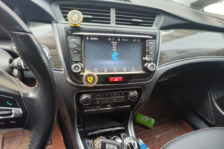 Used Great Wall C50 2016 1.5T Manual Fashion Edition Audio And AC Panel