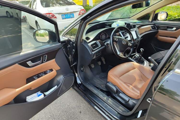 Used Great Wall C50 2016 1.5T Manual Fashion Edition Driver Seat