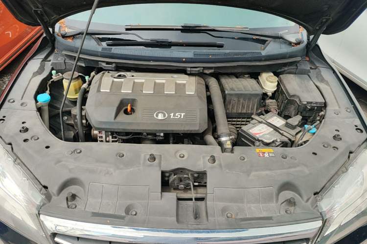 Used Great Wall C50 2016 1.5T Manual Fashion Edition Engine Bay