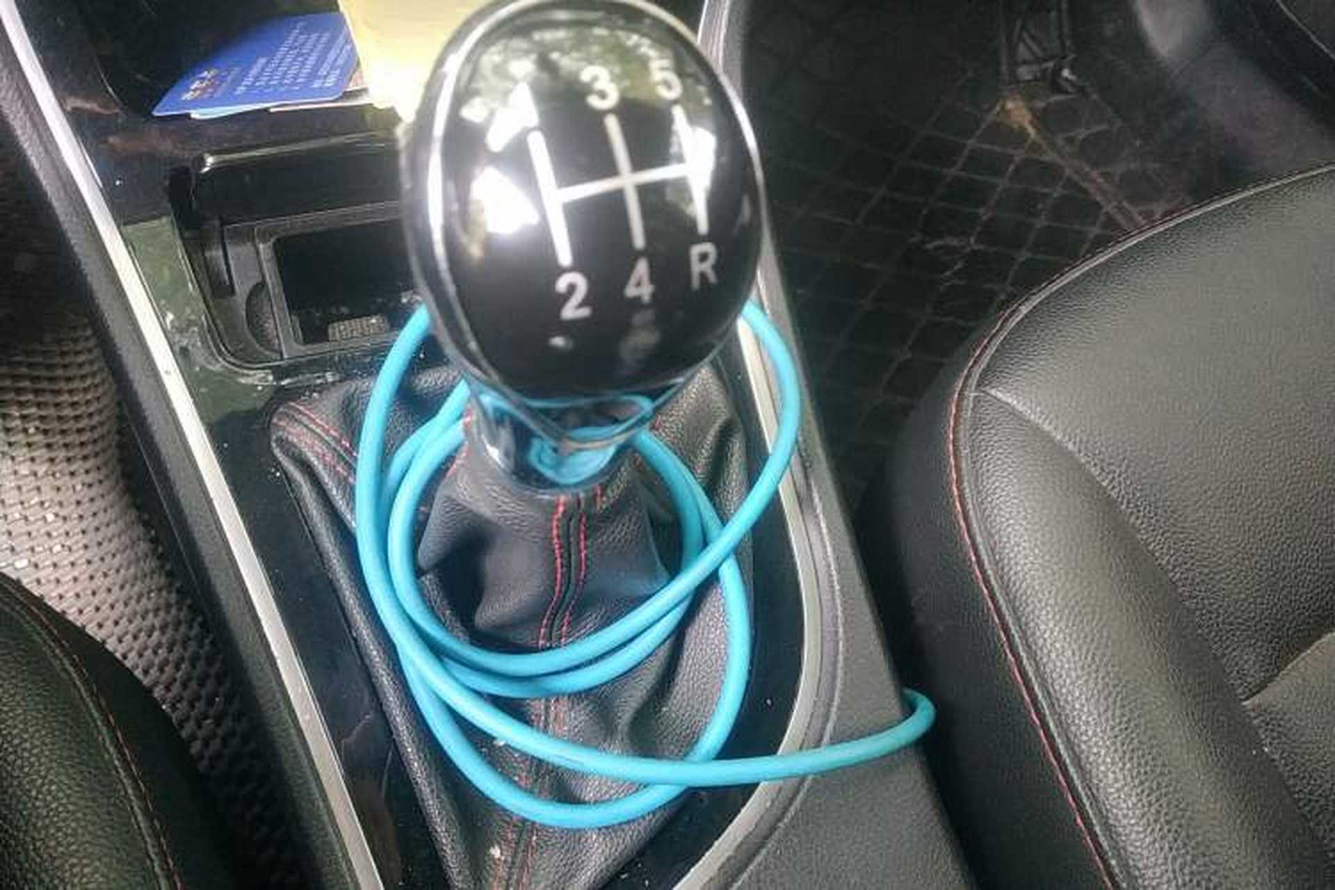 Used Great Wall C50 2016 1.5T Manual Comfort Edition Gear Lever