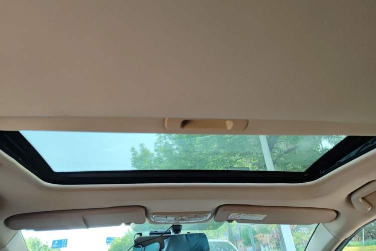 Used Great Wall C50 2016 1.5T Manual Fashion Edition Headliner