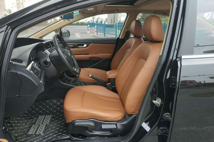 Used Great Wall C50 2016 1.5T Manual Fashion Edition Left Front Seat