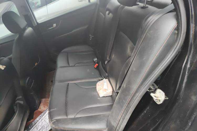 Used Great Wall C50 2016 1.5T Manual Fashion Edition Left Rear Seat