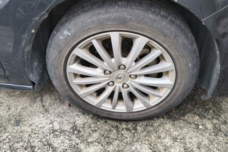 Used Great Wall C50 2016 1.5T Manual Fashion Edition Right Front Wheel Hub