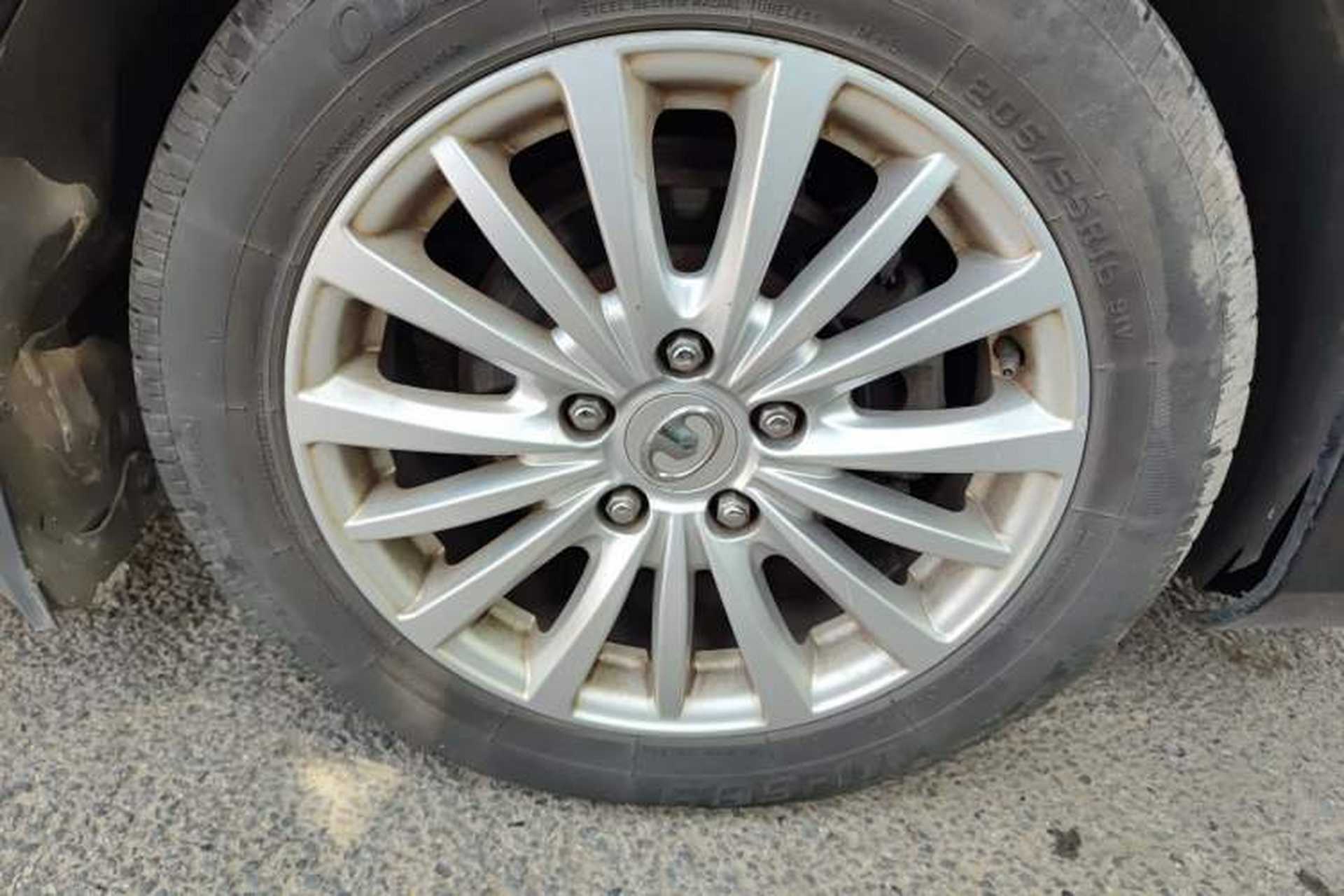 Used Great Wall C50 2016 1.5T Manual Fashion Edition Right Front Wheel Hub