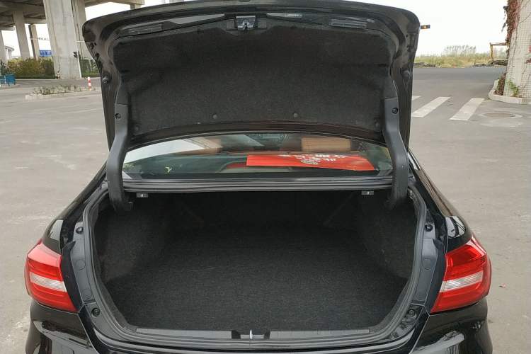 Used Great Wall C50 2016 1.5T Manual Fashion Edition Trunk