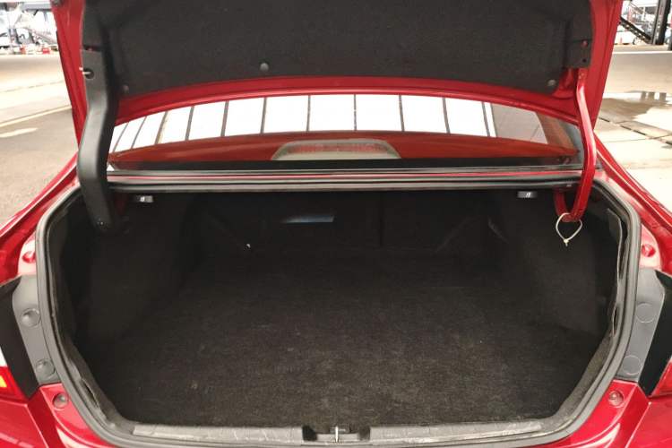 Used Great Wall C50 2016 1.5T Manual Fashion Edition Trunk