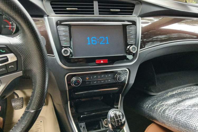 Used Great Wall C50 2016 1.5T Manual Fashion Edition Audio And AC Panel