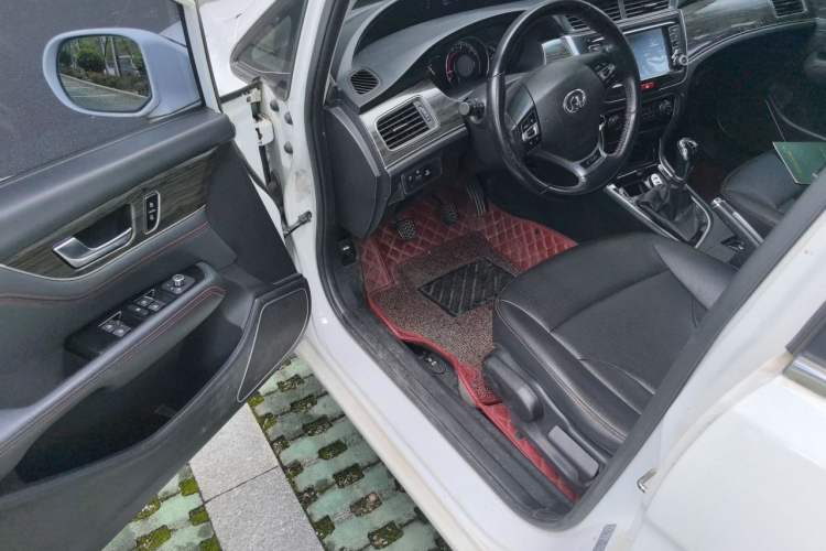 Used Great Wall C50 2016 1.5T Manual Comfort Edition Driver Seat