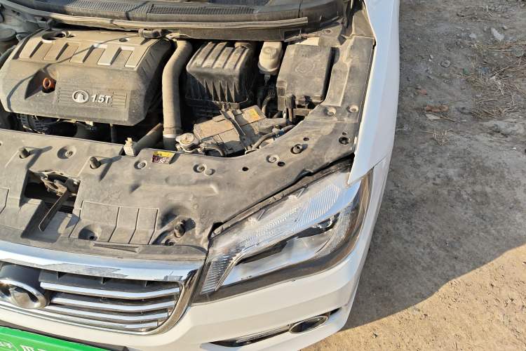 Used Great Wall C50 2016 1.5T Manual Fashion Edition Engine Bay Left