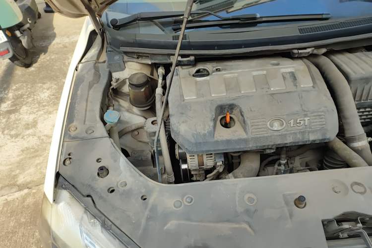 Used Great Wall C50 2016 1.5T Manual Fashion Edition Engine Bay Right