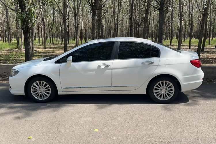 Used Great Wall C50 2016 1.5T Manual Fashion Edition Exterior 4