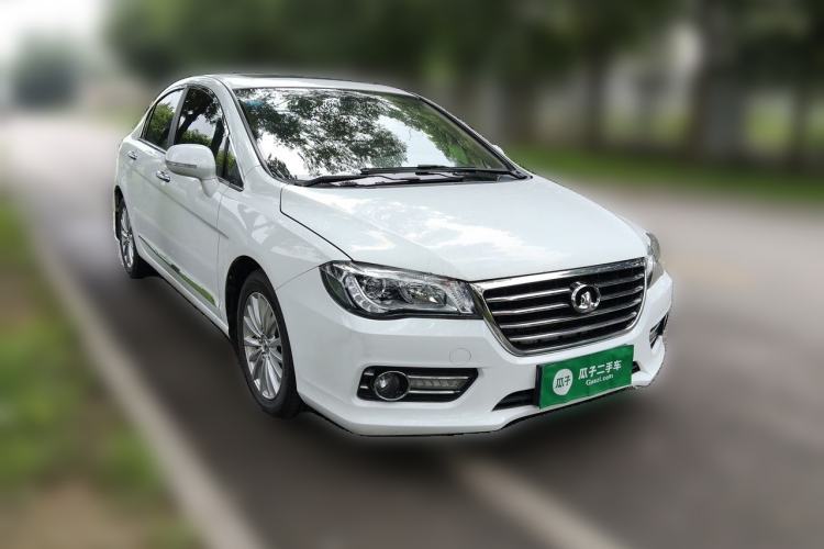 Used Great Wall C50 2016 1.5T Manual Fashion Edition Front Right 45 Deg