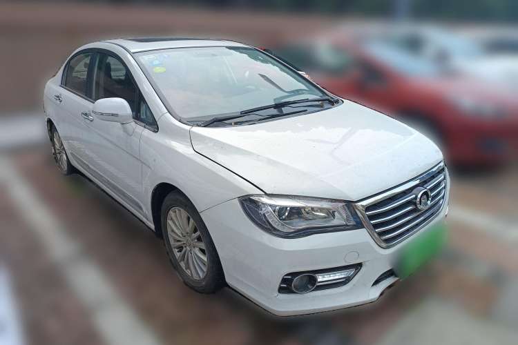Used Great Wall C50 2016 1.5T Manual Fashion Edition Front Right 45 Deg