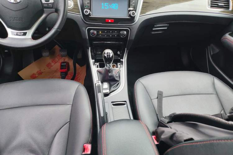 Used Great Wall C50 2016 1.5T Manual Fashion Edition Gear Lever