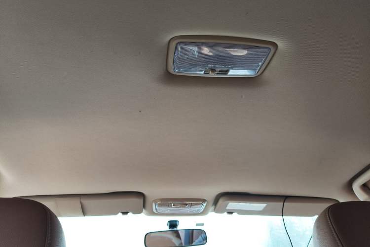 Used Great Wall C50 2016 1.5T Manual Comfort Edition Headliner