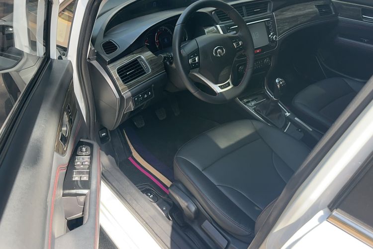Used Great Wall C50 2016 1.5T Manual Fashion Edition Interior 1