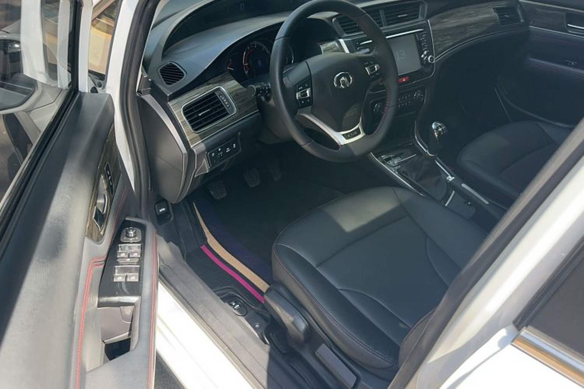Used Great Wall C50 2016 1.5T Manual Fashion Edition Interior 1