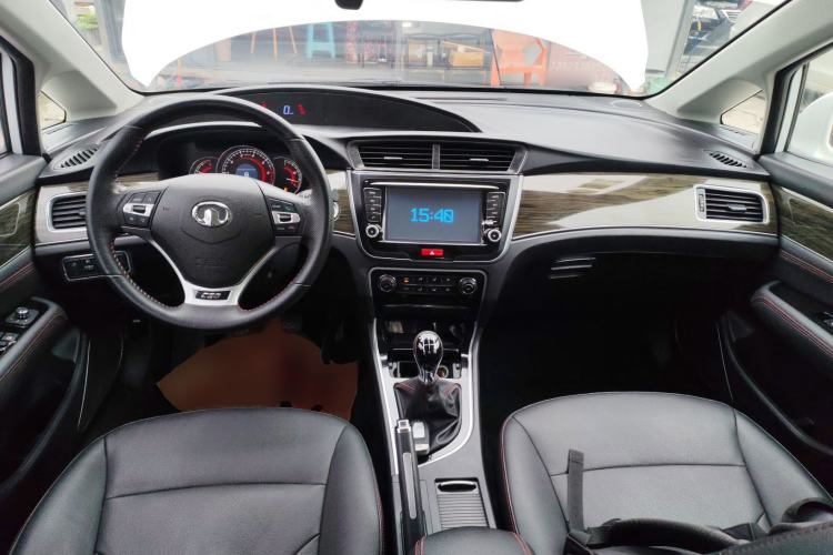 Used Great Wall C50 2016 1.5T Manual Fashion Edition Interior 2