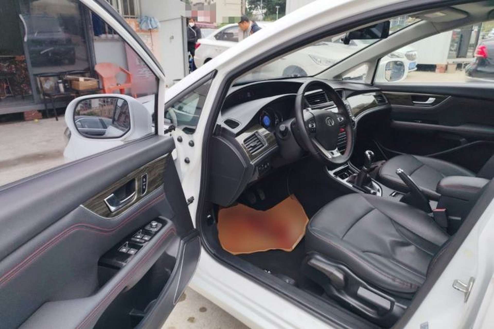 Used Great Wall C50 2016 1.5T Manual Fashion Edition Interior 3