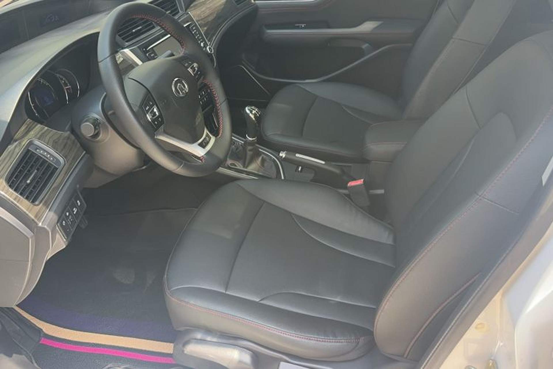 Used Great Wall C50 2016 1.5T Manual Fashion Edition Left Front Seat