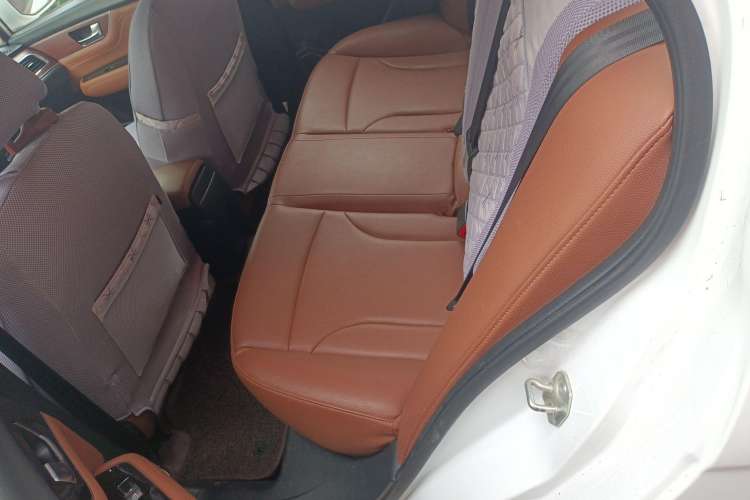 Used Great Wall C50 2016 1.5T Manual Fashion Edition Left Rear Seat
