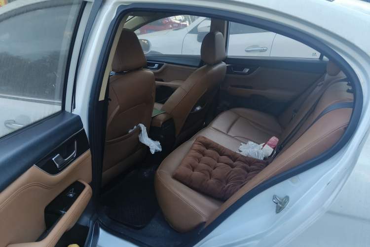 Used Great Wall C50 2016 1.5T Manual Fashion Edition Left Rear Seat