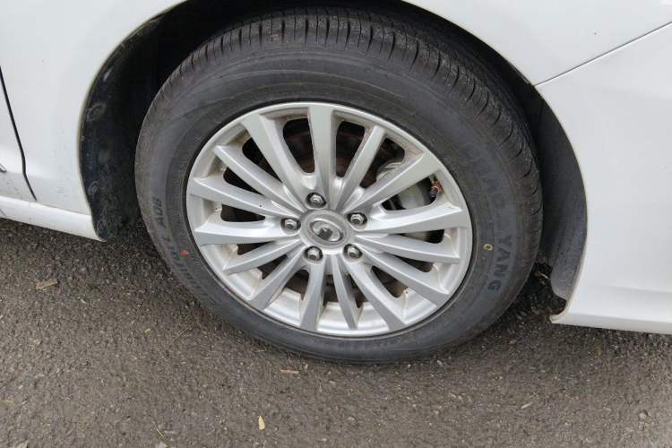 Used Great Wall C50 2016 1.5T Manual Fashion Edition Right Front Wheel Hub