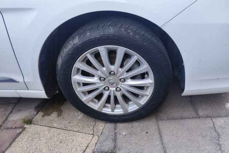Used Great Wall C50 2016 1.5T Manual Fashion Edition Right Front Wheel Hub