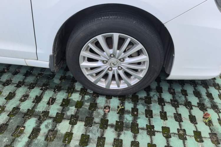 Used Great Wall C50 2016 1.5T Manual Comfort Edition Right Front Wheel Hub