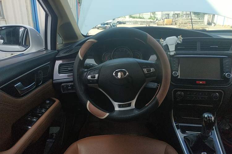 Used Great Wall C50 2016 1.5T Manual Comfort Edition Steering Wheel