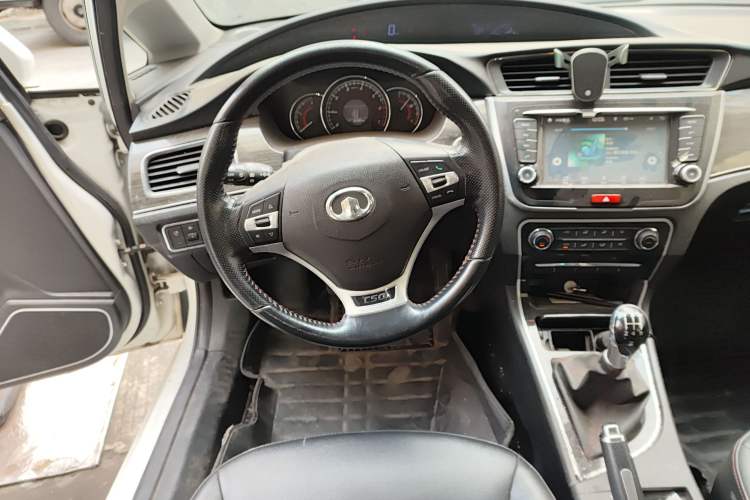 Used Great Wall C50 2016 1.5T Manual Fashion Edition Steering Wheel