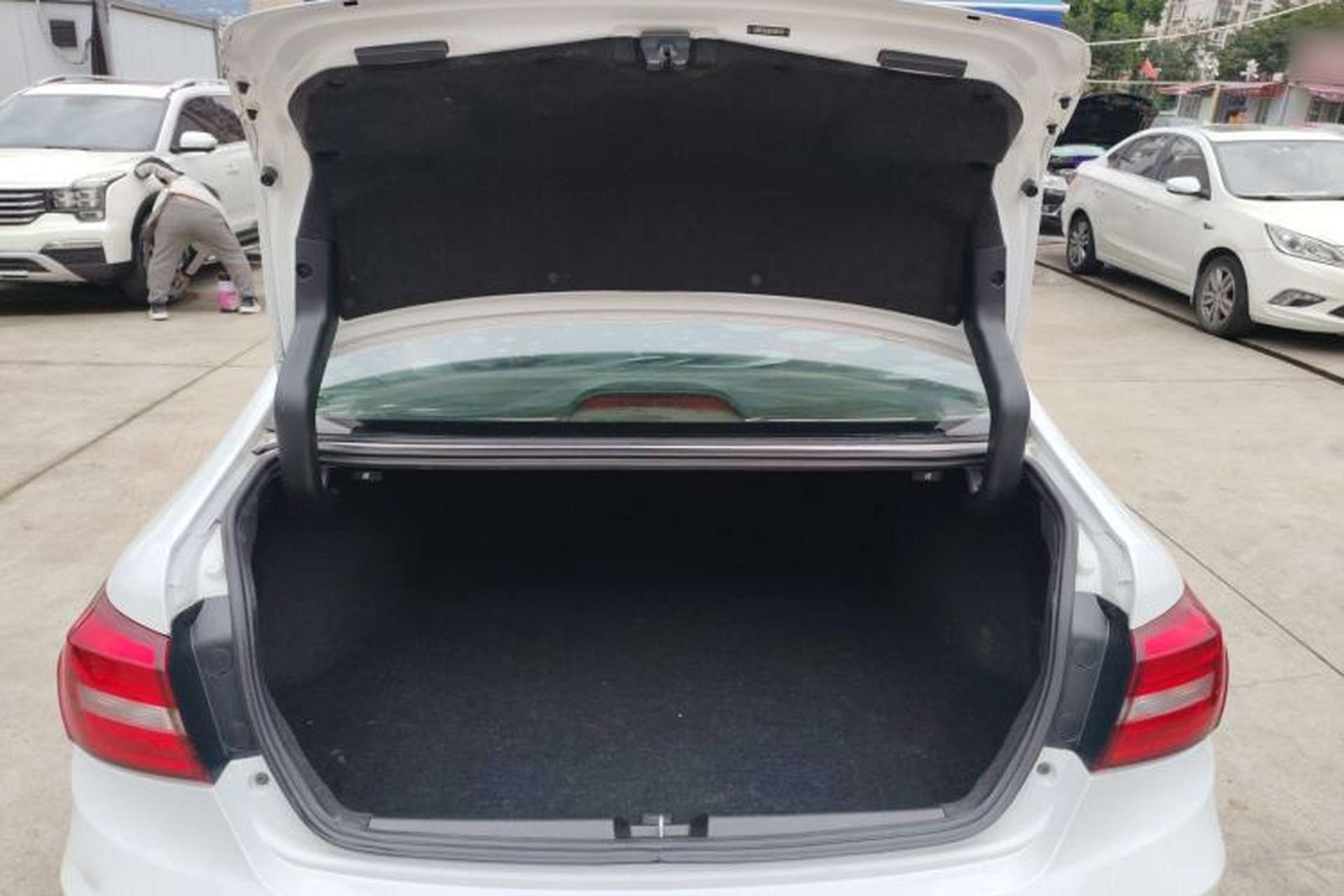 Used Great Wall C50 2016 1.5T Manual Fashion Edition Trunk