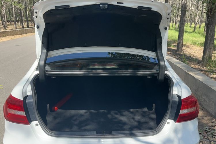 Used Great Wall C50 2016 1.5T Manual Fashion Edition Trunk