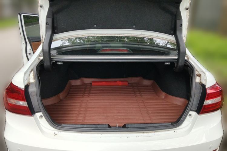 Used Great Wall C50 2016 1.5T Manual Fashion Edition Trunk