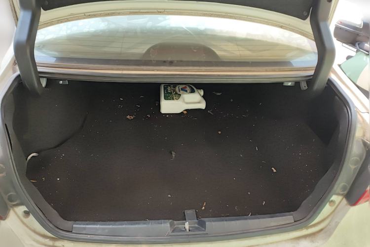Used Great Wall C50 2016 1.5T Manual Fashion Edition Trunk