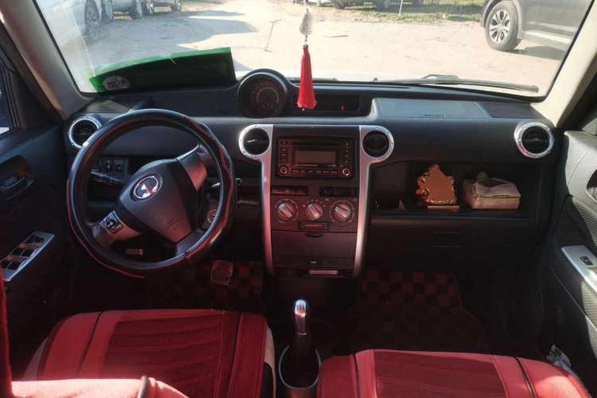 Used Great Wall Coolbear 2009 1.5L Manual Elite Version Center Console